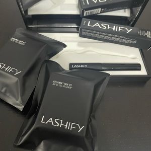 LASHIFY Control Kit in Black